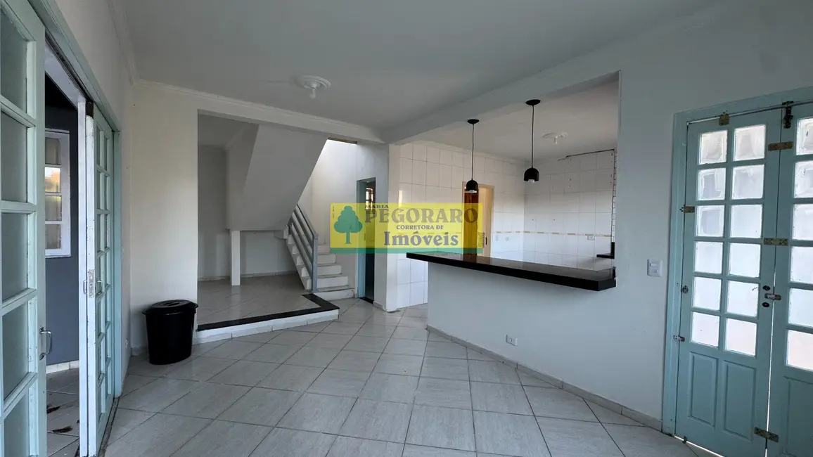 Foto 5 de Casa com 3 quartos à venda, 222m2 em Martim de Sá, Caraguatatuba - SP