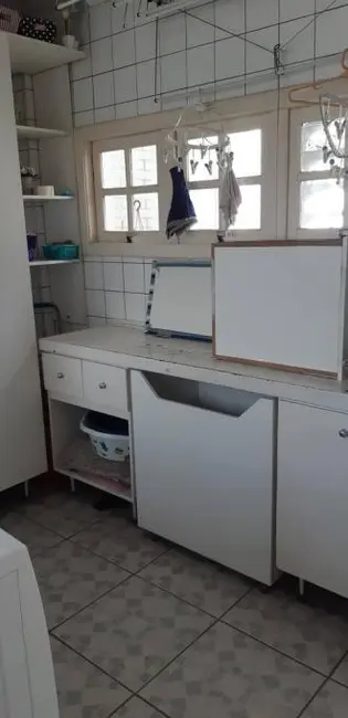 Sobrado à venda em Cidade das Flores, Osasco - SP - imagem 9 Foto 9 de Sobrado à venda em Cidade das Flores, Osasco - SP