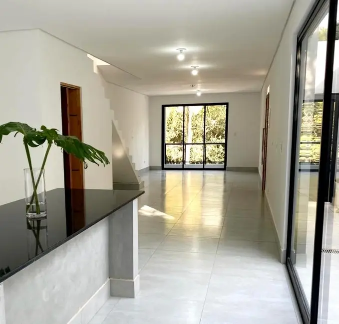 Foto 4 de Casa com 3 quartos à venda, 120m2 em Jardim do Golf I, Jandira - SP