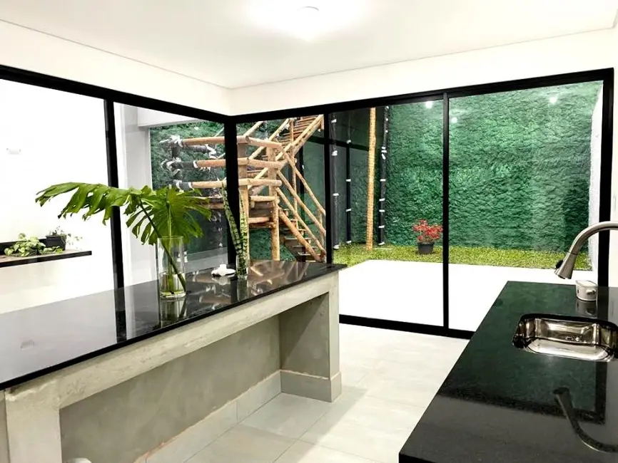 Foto 3 de Casa com 3 quartos à venda, 120m2 em Jardim do Golf I, Jandira - SP