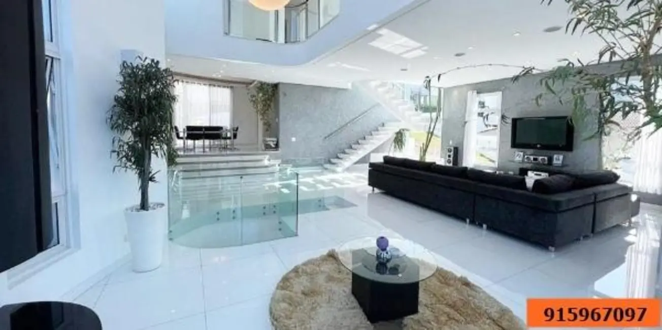 Casa com 4 quartos à venda, 410m2 em Tamboré, Santana De Parnaiba - SP - imagem 3 Foto 3 de Casa com 4 quartos à venda, 410m2 em Tamboré, Santana De Parnaiba - SP