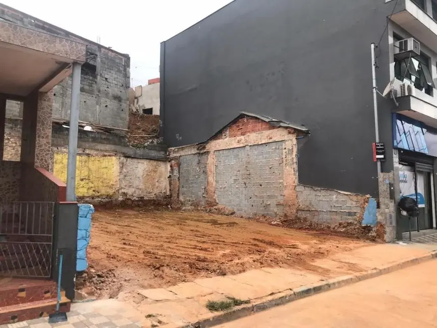 Foto 1 de Terreno / Lote à venda, 132m2 em Centro, Barueri - SP