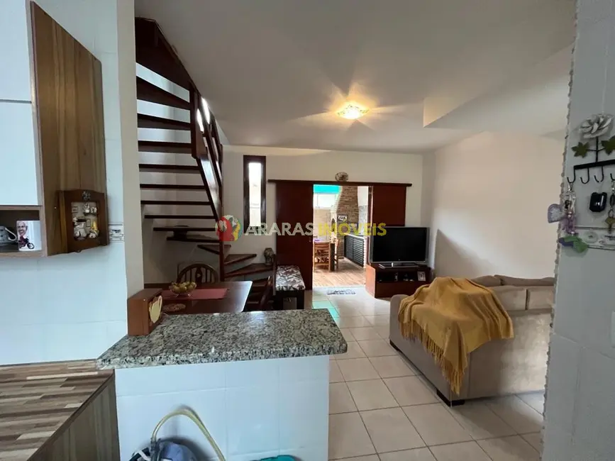 Foto 3 de Casa de Condomínio com 2 quartos à venda, 70m2 em Centro, Bertioga - SP