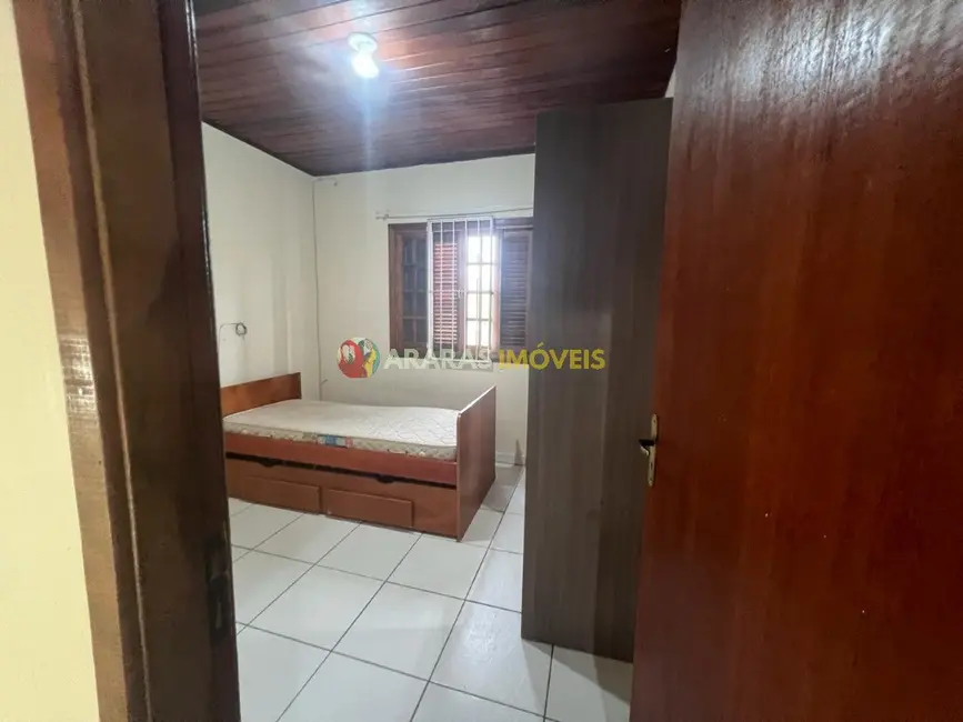 Casa com 2 quartos à venda, 119m2 em Centro, Bertioga - SP - imagem 4 Foto 4 de Casa com 2 quartos à venda, 119m2 em Centro, Bertioga - SP