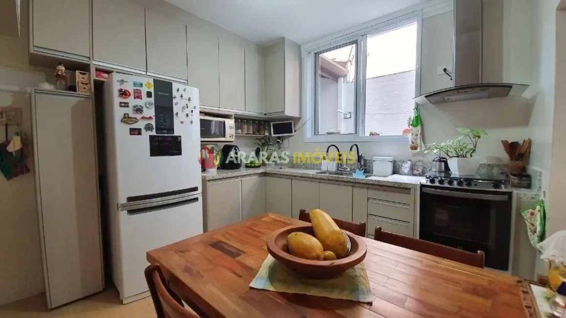 Foto 7 de Casa com 3 quartos à venda, 232m2 em Bertioga - SP