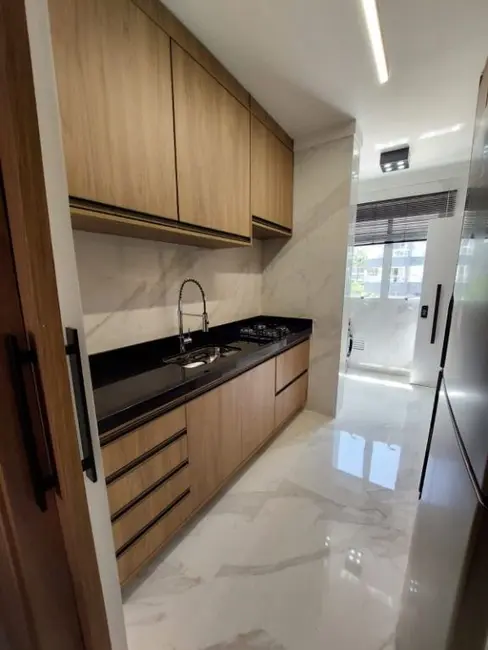 Apartamento com 3 quartos à venda, 105m2 em Riviera de São Lourenço, Bertioga - SP - imagem 3 Foto 3 de Apartamento com 3 quartos à venda, 105m2 em Riviera de São Lourenço, Bertioga - SP