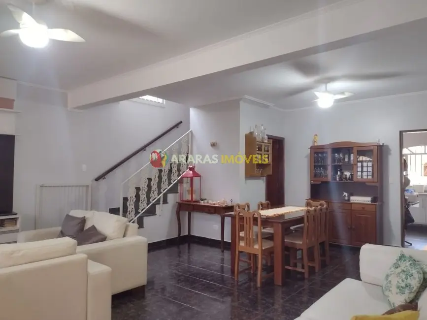 Foto 3 de Casa com 3 quartos à venda, 281m2 em Bertioga - SP