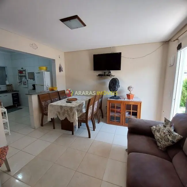 Foto 2 de Casa de Condomínio com 3 quartos à venda, 95m2 em Bertioga - SP