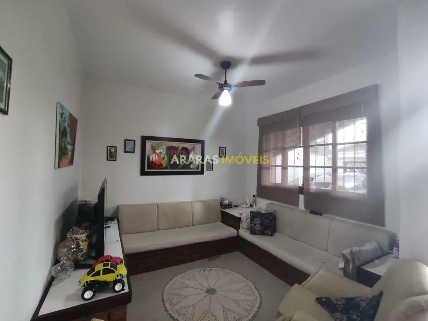 Foto 2 de Casa com 2 quartos à venda, 133m2 em Centro, Bertioga - SP