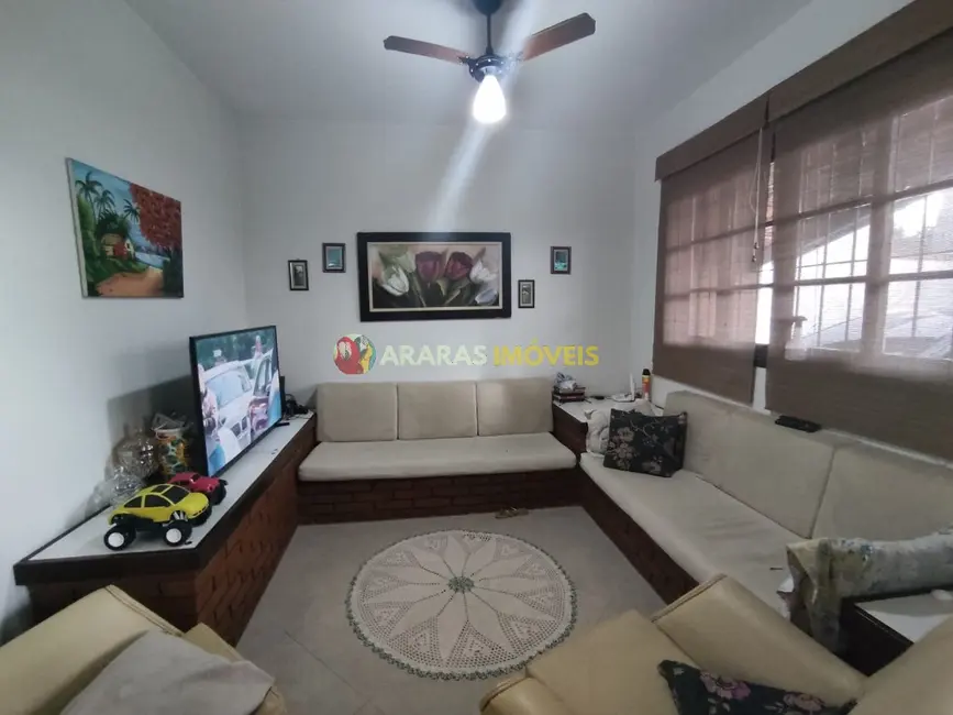 Foto 1 de Casa com 2 quartos à venda, 133m2 em Centro, Bertioga - SP