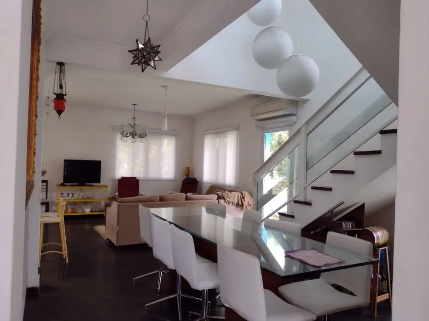 Foto 5 de Casa de Condomínio com 4 quartos à venda, 158m2 em Bertioga - SP