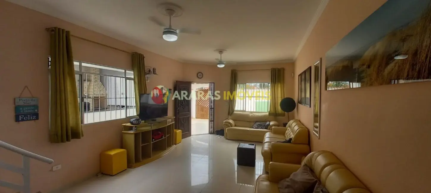 Casa com 4 quartos à venda, 270m2 em Bertioga - SP - imagem 3 Foto 3 de Casa com 4 quartos à venda, 270m2 em Bertioga - SP