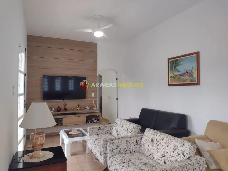 Foto 1 de Casa com 3 quartos à venda, 150m2 em Bertioga - SP