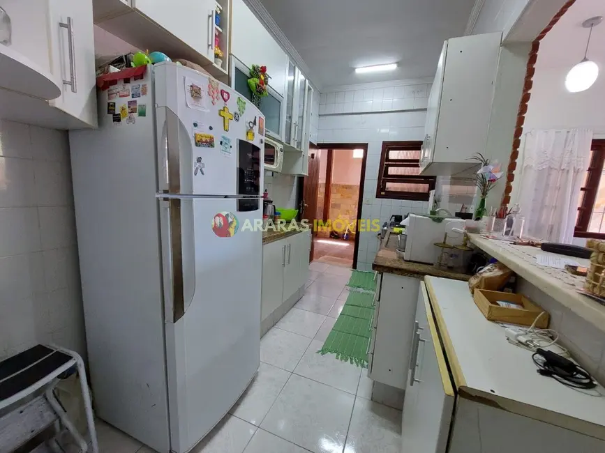 Foto 4 de Casa com 2 quartos à venda, 143m2 em Centro, Bertioga - SP