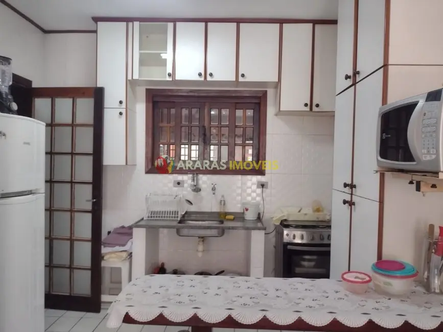 Foto 3 de Casa de Condomínio com 2 quartos à venda, 80m2 em Bertioga - SP