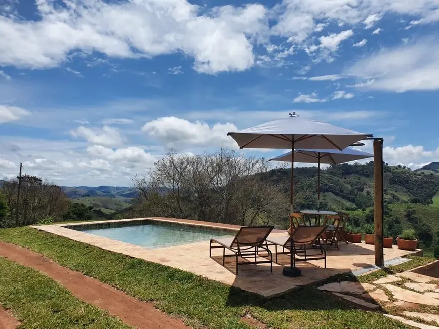 Casa com 2 quartos à venda, 129m2 em Goncalves - MG - imagem 5 Foto 5 de Casa com 2 quartos à venda, 129m2 em Goncalves - MG