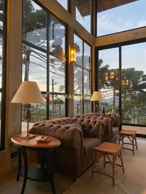 Foto 3 de Casa com 3 quartos à venda, 300m2 em Goncalves - MG