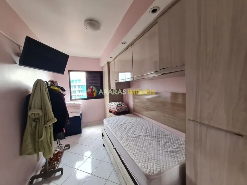 Foto 8 de Apartamento com 3 quartos à venda, 79m2 em Bertioga - SP