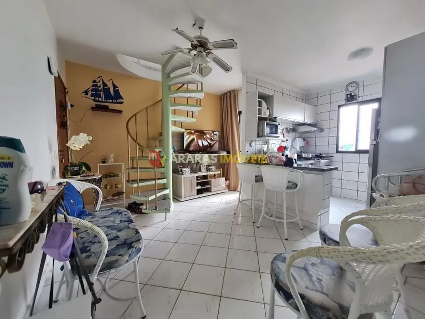 Foto 2 de Apartamento com 3 quartos à venda, 79m2 em Bertioga - SP