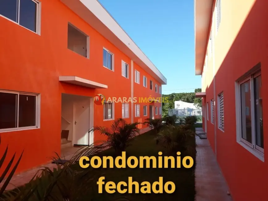 Foto 1 de Casa de Condomínio com 2 quartos à venda, 52m2 em Bertioga - SP