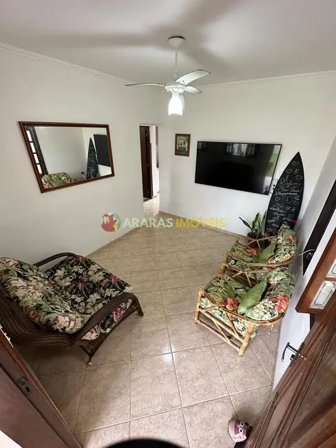 Casa com 3 quartos à venda, 108m2 em Centro, Bertioga - SP - imagem 3 Foto 3 de Casa com 3 quartos à venda, 108m2 em Centro, Bertioga - SP