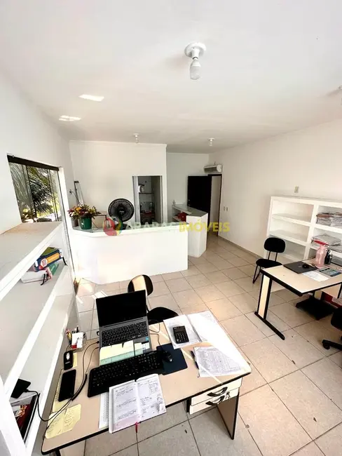 Sala Comercial à venda, 35m2 em Centro, Bertioga - SP - imagem 3 Foto 3 de Sala Comercial à venda, 35m2 em Centro, Bertioga - SP