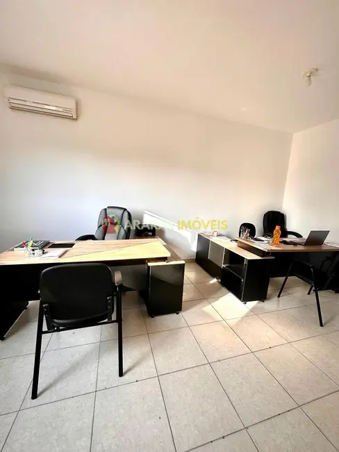 Sala Comercial à venda, 33m2 em Centro, Bertioga - SP - imagem 3 Foto 3 de Sala Comercial à venda, 33m2 em Centro, Bertioga - SP