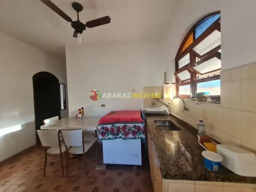 Foto 4 de Casa com 2 quartos à venda, 260m2 em Bertioga - SP