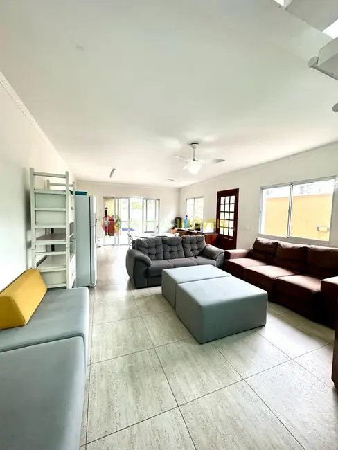 Foto 3 de Casa com 4 quartos à venda, 242m2 em Bertioga - SP