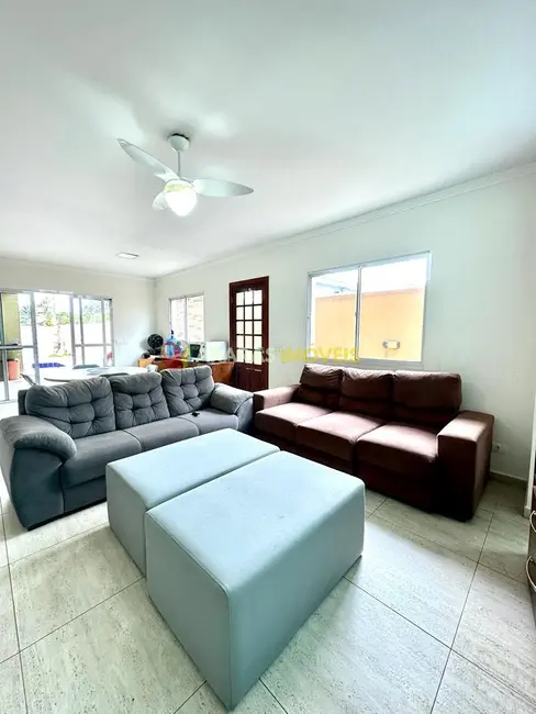 Foto 2 de Casa com 4 quartos à venda, 242m2 em Bertioga - SP