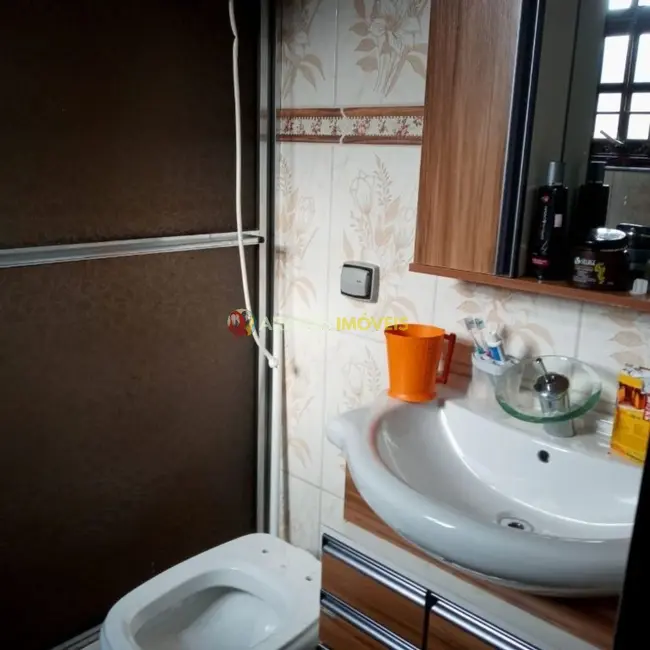 Foto 4 de Casa com 4 quartos à venda, 120m2 em Bertioga - SP