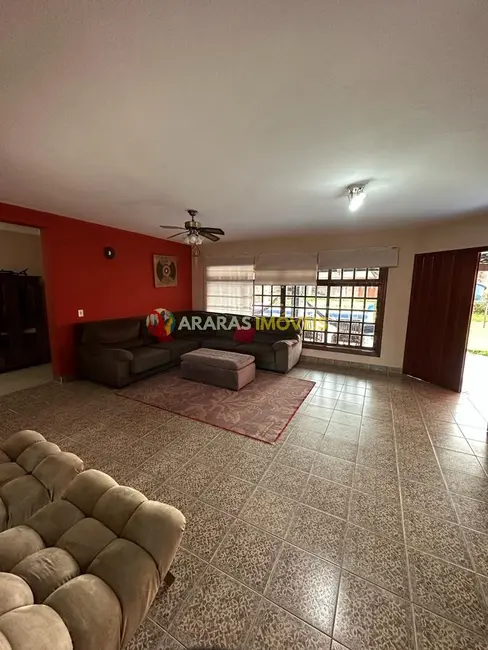 Foto 2 de Casa com 7 quartos à venda, 328m2 em Centro, Bertioga - SP