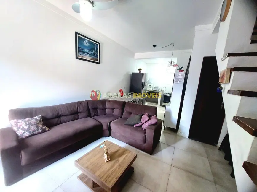 Casa de Condomínio com 2 quartos à venda, 58m2 em Centro, Bertioga - SP - imagem 2 Foto 2 de Casa de Condomínio com 2 quartos à venda, 58m2 em Centro, Bertioga - SP