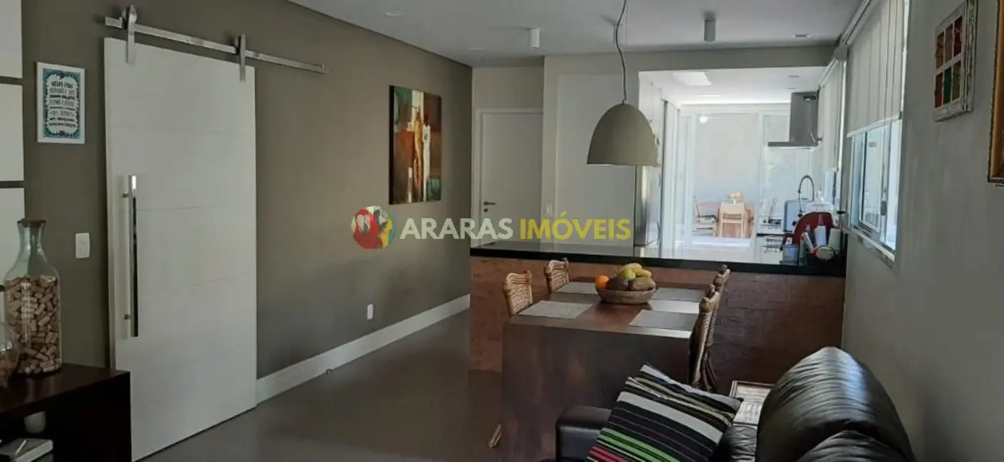 Foto 3 de Casa com 3 quartos à venda, 172m2 em Bertioga - SP