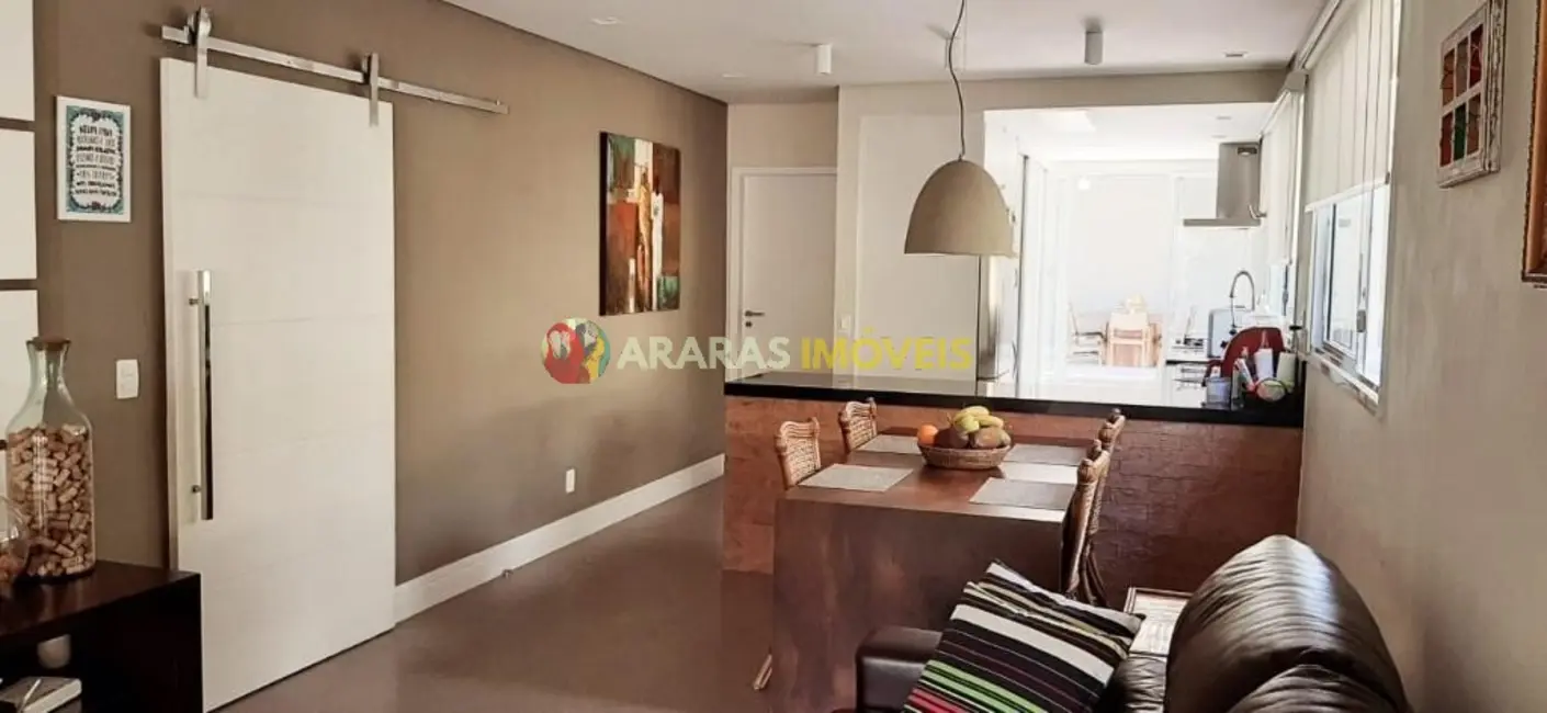 Foto 2 de Casa com 3 quartos à venda, 172m2 em Bertioga - SP