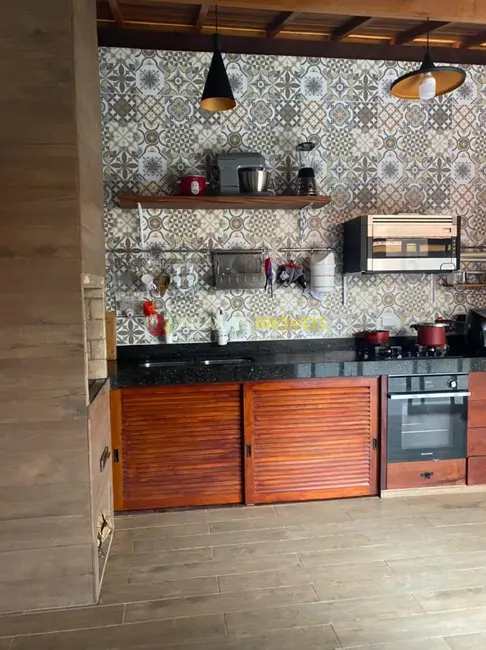 Foto 6 de Casa com 4 quartos à venda, 140m2 em Centro, Sao Bento Do Sapucai - SP