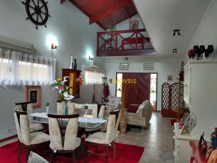 Casa de Condomínio com 4 quartos à venda, 360m2 em Centro, Bertioga - SP - imagem 4 Foto 4 de Casa de Condomínio com 4 quartos à venda, 360m2 em Centro, Bertioga - SP