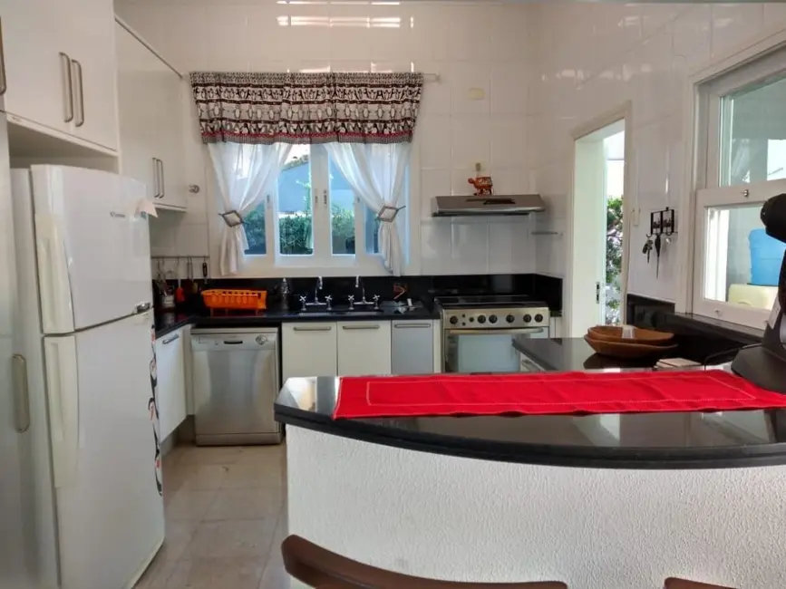 Foto 9 de Casa de Condomínio com 5 quartos à venda, 360m2 em Bertioga - SP