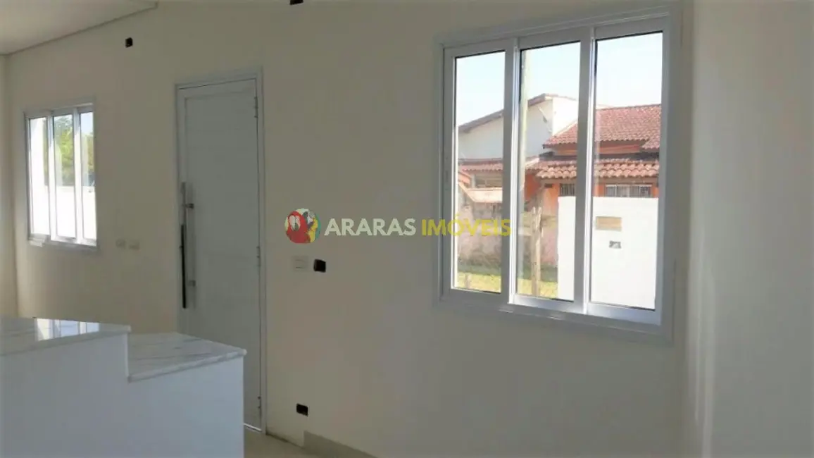 Foto 2 de Casa com 3 quartos à venda, 85m2 em Bertioga - SP