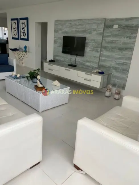 Foto 6 de Casa de Condomínio com 4 quartos à venda, 300m2 em Bertioga - SP