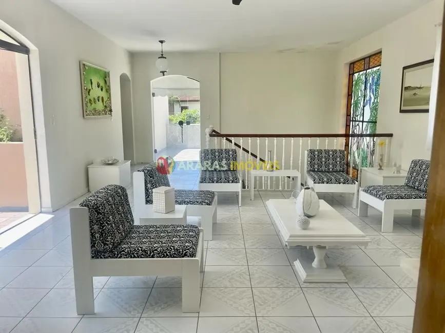 Foto 5 de Casa de Condomínio com 4 quartos à venda, 500m2 em Bertioga - SP