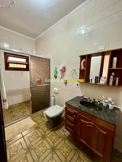 Casa com 3 quartos à venda, 129m2 em Centro, Bertioga - SP - imagem 8 Foto 8 de Casa com 3 quartos à venda, 129m2 em Centro, Bertioga - SP