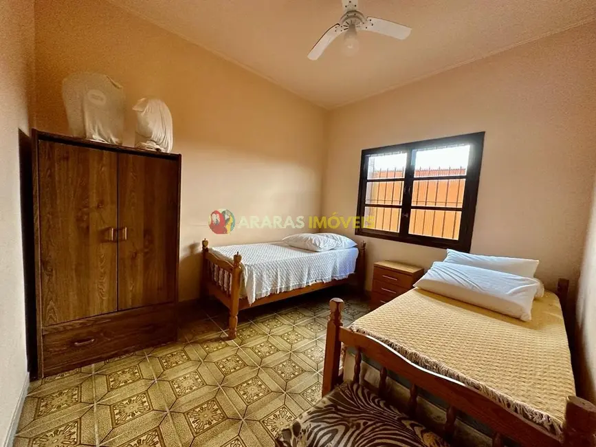 Casa com 3 quartos à venda, 129m2 em Centro, Bertioga - SP - imagem 6 Foto 6 de Casa com 3 quartos à venda, 129m2 em Centro, Bertioga - SP