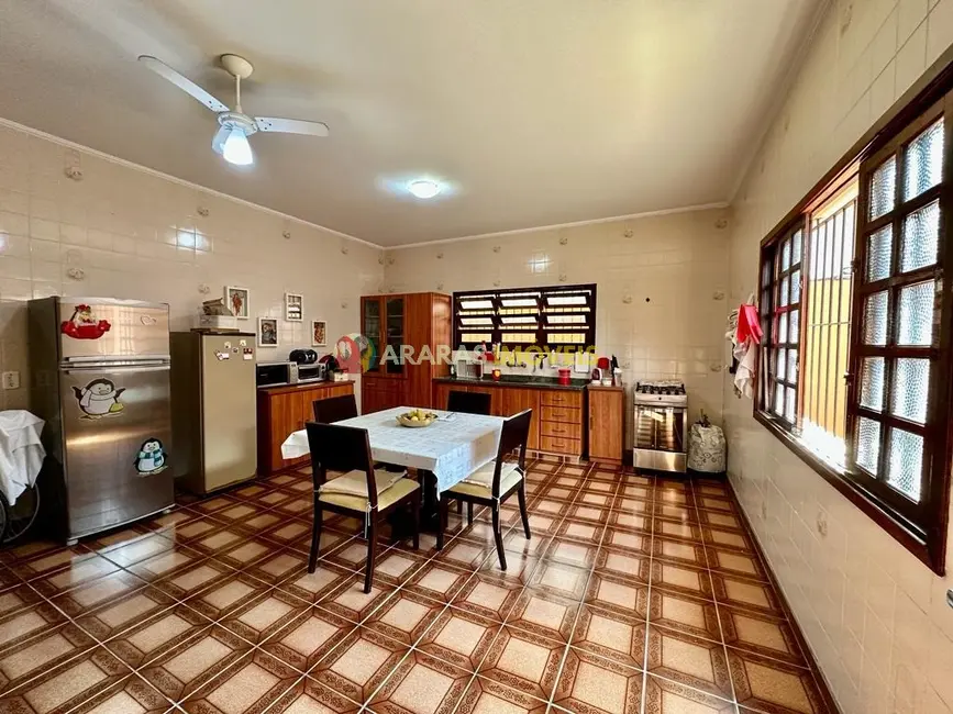 Casa com 3 quartos à venda, 129m2 em Centro, Bertioga - SP - imagem 3 Foto 3 de Casa com 3 quartos à venda, 129m2 em Centro, Bertioga - SP