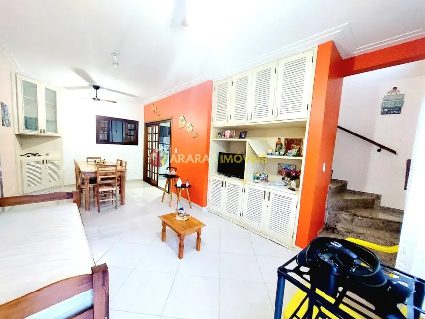 Foto 2 de Casa com 2 quartos à venda, 89m2 em Bertioga - SP