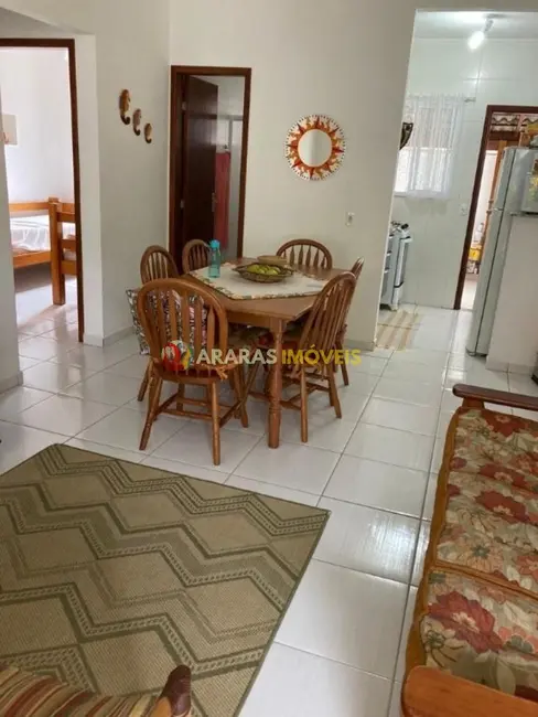 Foto 2 de Casa de Condomínio com 2 quartos à venda, 114m2 em Bertioga - SP