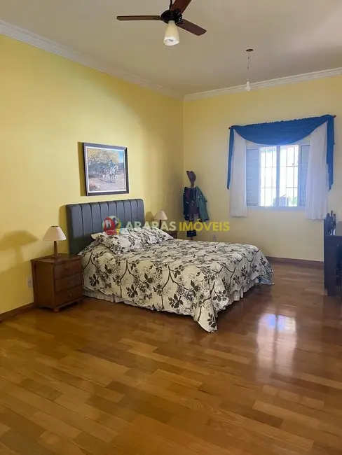 Foto 9 de Casa com 3 quartos à venda, 210m2 em Sao Bento Do Sapucai - SP
