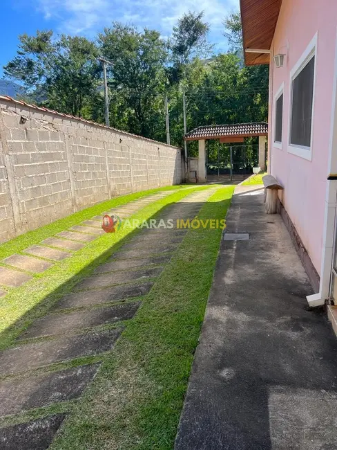 Foto 3 de Casa com 3 quartos à venda, 210m2 em Sao Bento Do Sapucai - SP