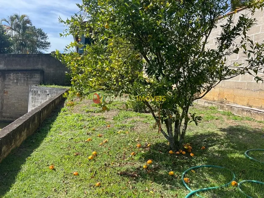 Foto 4 de Casa com 3 quartos à venda, 210m2 em Sao Bento Do Sapucai - SP