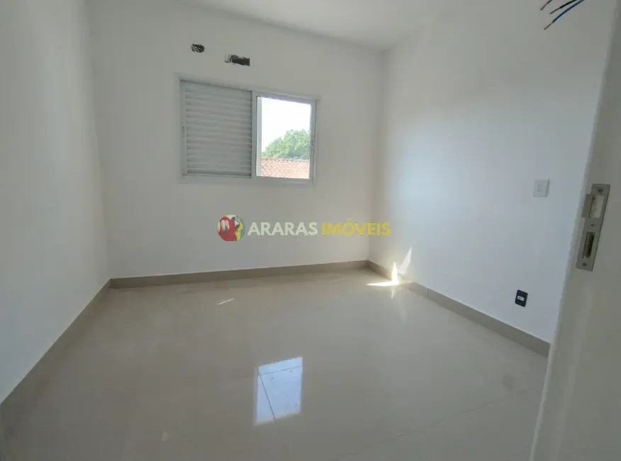 Casa com 2 quartos à venda, 150m2 em Bertioga - SP - imagem 8 Foto 8 de Casa com 2 quartos à venda, 150m2 em Bertioga - SP